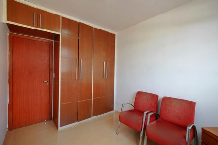 Apartamento à venda com 93m², 3 quartos e 2 vagasQuarto 2