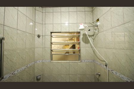 Casa à venda com 150m², 4 quartos e 1 vagaBanheiro 2