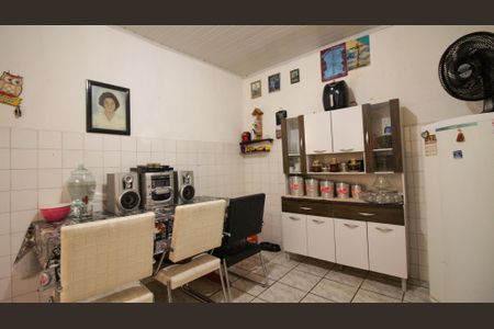 Casa à venda com 150m², 4 quartos e 1 vagaCasa 3 - Cozinha