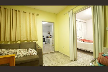 Casa à venda com 150m², 4 quartos e 1 vagaCasa 2- Sala/Quarto