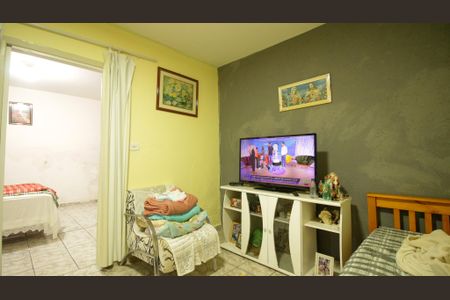 Casa à venda com 150m², 4 quartos e 1 vagaCasa 2- Sala/Quarto