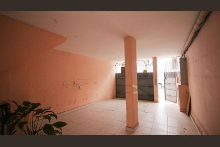 Casa à venda com 150m², 4 quartos e 1 vagaÁrea comum
