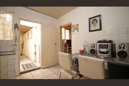 Casa à venda com 150m², 4 quartos e 1 vagaCasa 3 - Cozinha