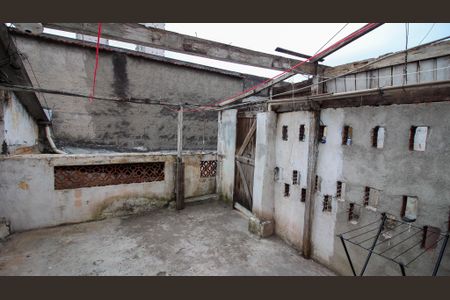 Casa à venda com 150m², 4 quartos e 1 vagaÁrea comum