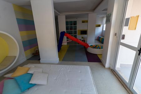 Apartamento à venda com 62m², 2 quartos e 1 vaga Apartamento à venda com 62m², 2 quartos e 1 vagaÁREA COMUM - BRINQUEDOTECA