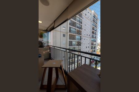 Apartamento à venda com 62m², 2 quartos e 1 vaga Apartamento à venda com 62m², 2 quartos e 1 vagavaranda