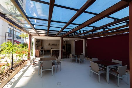 Apartamento à venda com 62m², 2 quartos e 1 vaga Apartamento à venda com 62m², 2 quartos e 1 vagaÁREA COMUM -CHURRASQUEIRA A 1