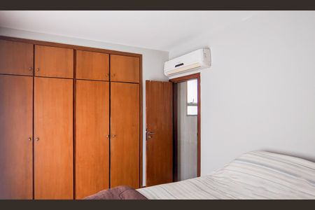 Apartamento à venda com 157m², 4 quartos e 1 vagaQuarto 3