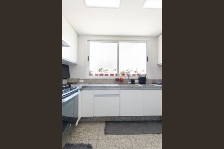 Apartamento à venda com 164m², 4 quartos e 4 vagas Apartamento à venda com 164m², 4 quartos e 4 vagasCozinha