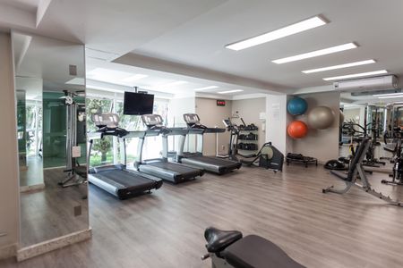 Apartamento à venda com 164m², 4 quartos e 4 vagas Apartamento à venda com 164m², 4 quartos e 4 vagasAcademia