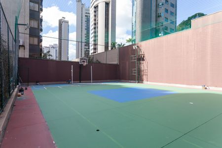 Apartamento à venda com 164m², 4 quartos e 4 vagas Apartamento à venda com 164m², 4 quartos e 4 vagasQuadra Esportiva