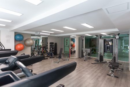 Apartamento à venda com 164m², 4 quartos e 4 vagas Apartamento à venda com 164m², 4 quartos e 4 vagasAcademia