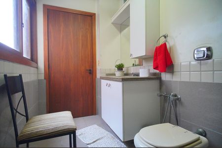 Apartamento à venda com 458m², 3 quartos e 4 vagasBanheiro da Suíte 2