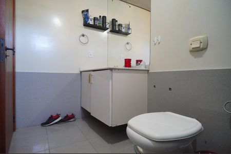 Apartamento à venda com 458m², 3 quartos e 4 vagasBanheiro da Suíte 3