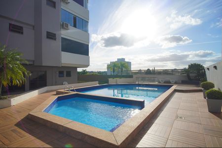 Apartamento à venda com 458m², 3 quartos e 4 vagasÁrea comum - Piscina