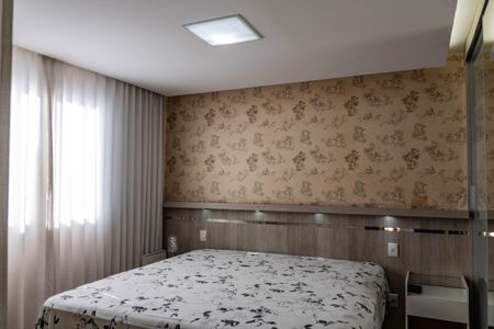 Apartamento à venda com 119m², 3 quartos e 3 vagas Apartamento à venda com 119m², 3 quartos e 3 vagasSuíte