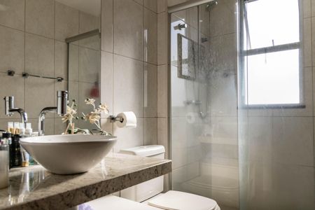 Apartamento à venda com 119m², 3 quartos e 3 vagas Apartamento à venda com 119m², 3 quartos e 3 vagasBanheiro da Suíte