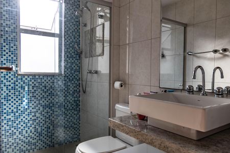 Apartamento à venda com 119m², 3 quartos e 3 vagas Apartamento à venda com 119m², 3 quartos e 3 vagasBanheiro Social