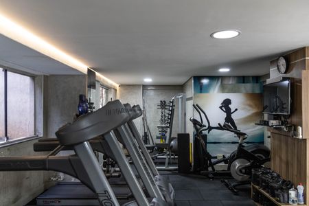 Apartamento à venda com 119m², 3 quartos e 3 vagas Apartamento à venda com 119m², 3 quartos e 3 vagasÁrea comum - Academia