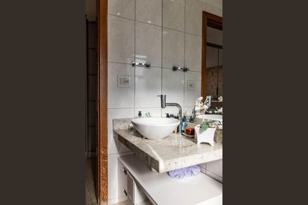 Apartamento à venda com 119m², 3 quartos e 3 vagas Apartamento à venda com 119m², 3 quartos e 3 vagasBanheiro da Suíte