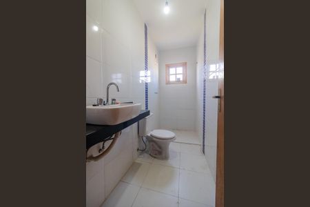 Casa de condomínio à venda com 117m², 3 quartos e 6 vagas Casa de condomínio à venda com 117m², 3 quartos e 6 vagasBanheiro