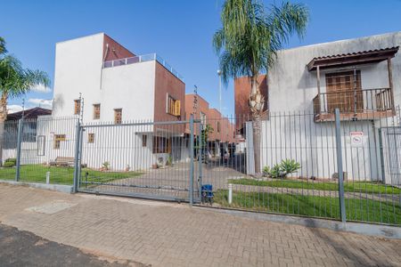 Casa de condomínio à venda com 117m², 3 quartos e 6 vagas Casa de condomínio à venda com 117m², 3 quartos e 6 vagasFachada do Condomínio