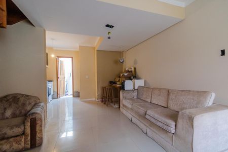 Casa de condomínio à venda com 117m², 3 quartos e 6 vagas Casa de condomínio à venda com 117m², 3 quartos e 6 vagasSala