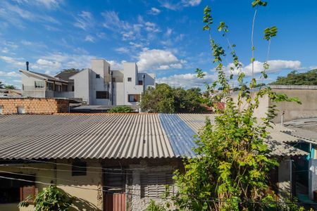 Casa de condomínio à venda com 117m², 3 quartos e 6 vagas Casa de condomínio à venda com 117m², 3 quartos e 6 vagasVista