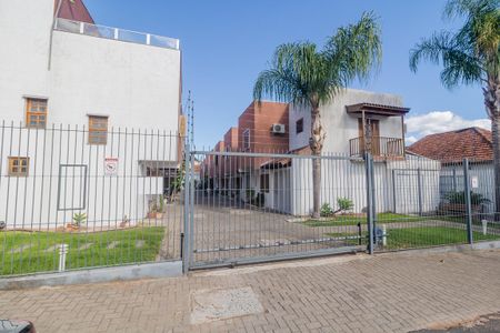 Casa de condomínio à venda com 117m², 3 quartos e 6 vagas Casa de condomínio à venda com 117m², 3 quartos e 6 vagasFachada do Condomínio