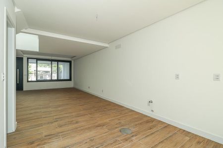 Casa à venda com 160m², 3 quartos e 4 vagasSala/Cozinha