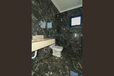 Casa à venda com 160m², 3 quartos e 4 vagasBanheiro da Suíte