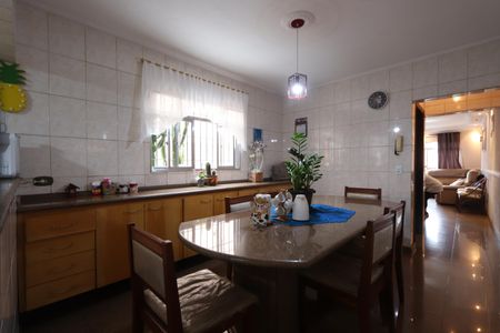 Casa à venda com 200m², 3 quartos e 8 vagasCopa