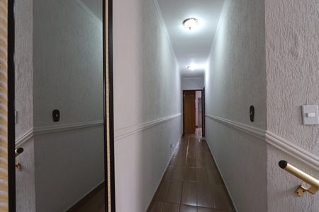 Casa à venda com 200m², 3 quartos e 8 vagasCorredor