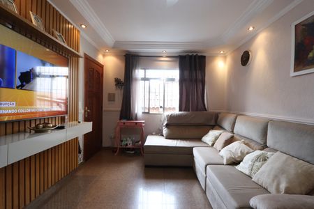 Casa à venda com 200m², 3 quartos e 8 vagasSala