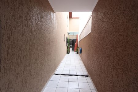 Casa à venda com 200m², 3 quartos e 8 vagasCorredor Lateral