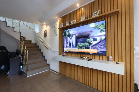 Casa à venda com 200m², 3 quartos e 8 vagasSala