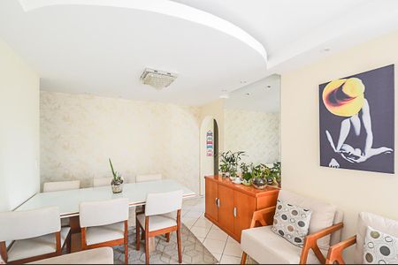 Apartamento à venda com 65m², 2 quartos e 1 vagaSala