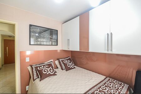 Apartamento à venda com 65m², 2 quartos e 1 vagaQuarto 2