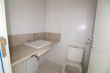 Apartamento à venda com 162m², 3 quartos e 3 vagas Apartamento à venda com 162m², 3 quartos e 3 vagasBanheiro da Suíte 2