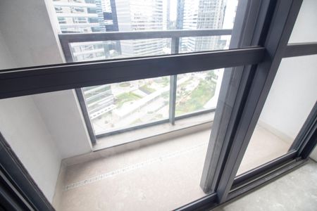 Apartamento à venda com 162m², 3 quartos e 3 vagas Apartamento à venda com 162m², 3 quartos e 3 vagasSuíte 3 - Varanda