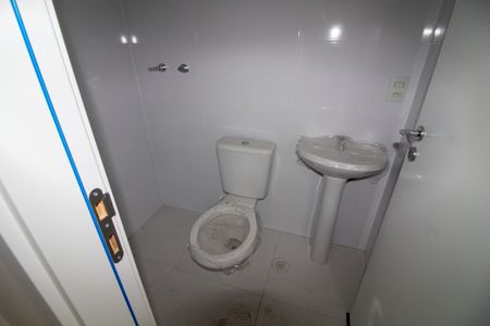 Apartamento à venda com 162m², 3 quartos e 3 vagas Apartamento à venda com 162m², 3 quartos e 3 vagasBanheiro de Serviço