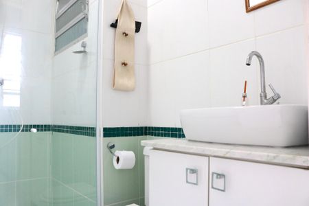 Casa à venda com 158m², 4 quartos e 2 vagasBanheiro 3