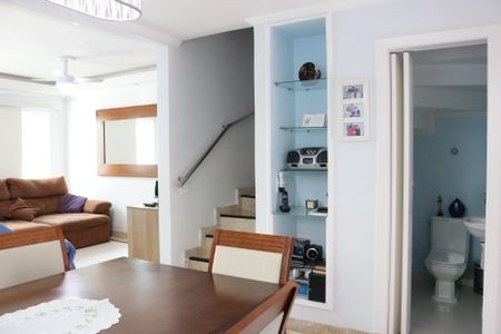 Casa à venda com 158m², 4 quartos e 2 vagasSala de jantar