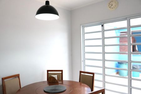 Casa à venda com 158m², 4 quartos e 2 vagasCozinha