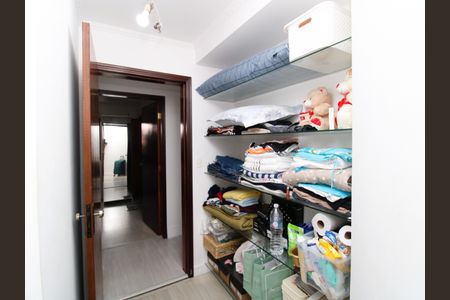 Apartamento à venda com 110m², 3 quartos e 2 vagasSuíte 1