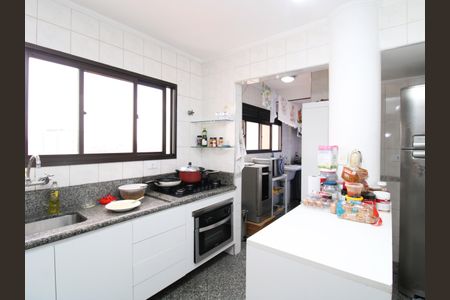 Apartamento à venda com 110m², 3 quartos e 2 vagasCozinha