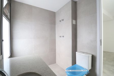 Apartamento à venda com 180m², 3 quartos e 2 vagasBanheiro da Suíte 3