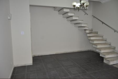 Casa à venda com 120m², 3 quartos e 1 vagaSala