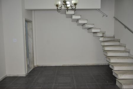 Casa à venda com 120m², 3 quartos e 1 vagaSala