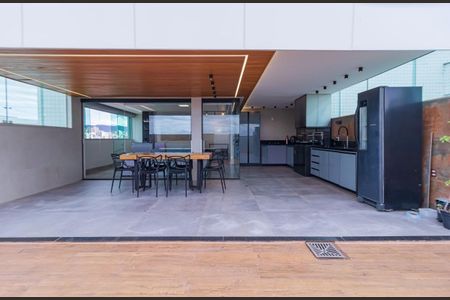 Apartamento à venda com 167m², 3 quartos e 3 vagas